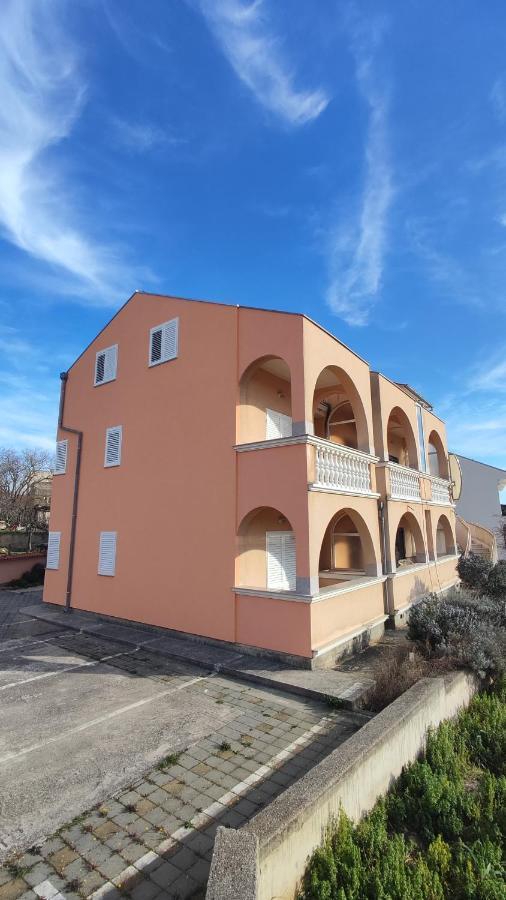 Apartments Mediterranean Sundance Водице Екстериор снимка