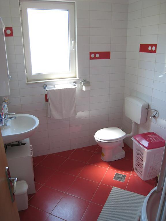 Apartments Mediterranean Sundance Водице Стая снимка