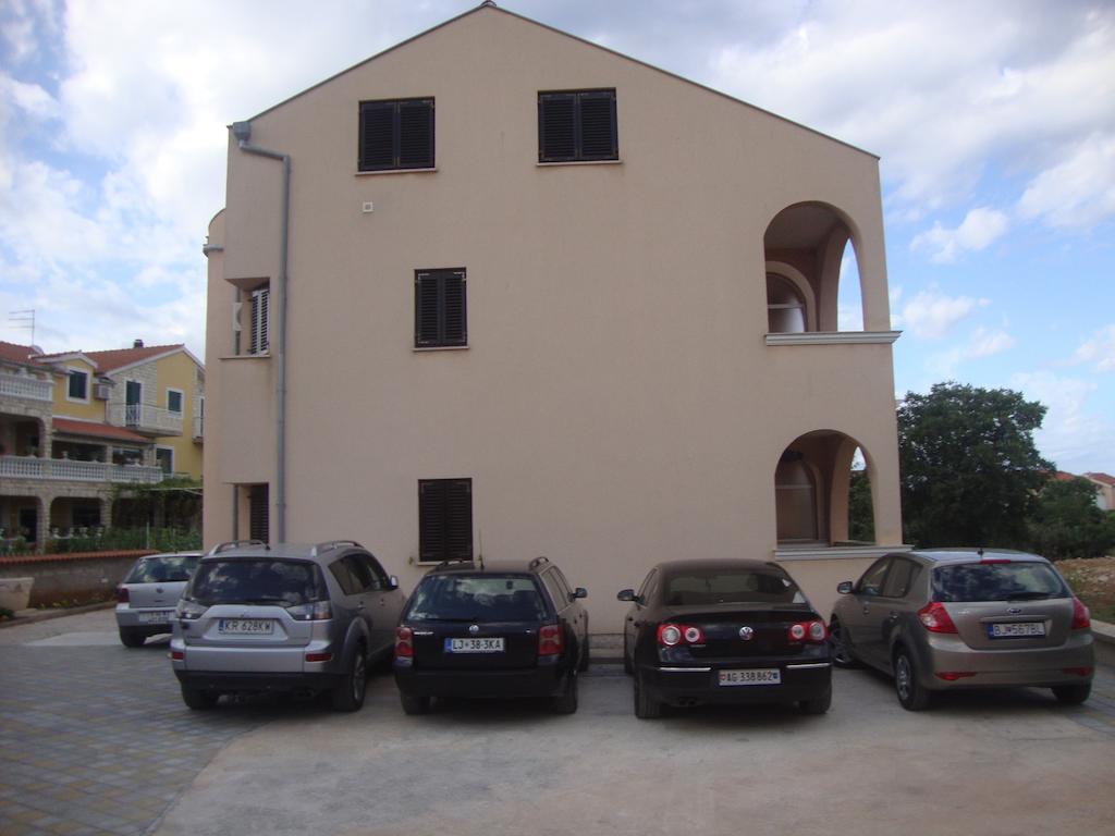 Apartments Mediterranean Sundance Водице Екстериор снимка