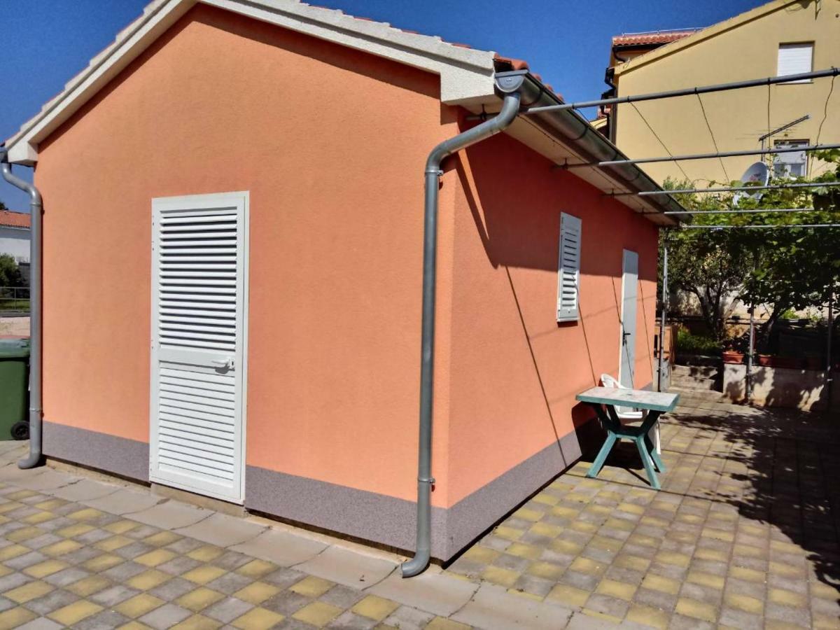 Apartments Mediterranean Sundance Водице Екстериор снимка